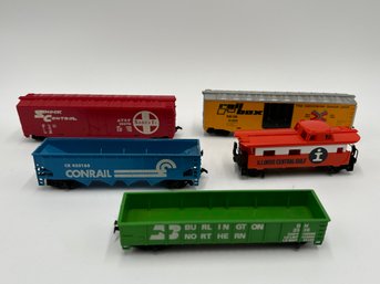 HO Scale Model Train Cars