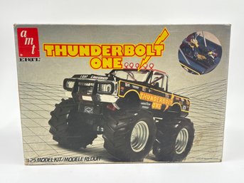 AMT THUNDERBOLT ONE 1972 CHEVY BLAZER T-BOLT MONSTER PICKUP TRUCK