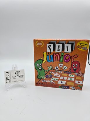 Lot 235 Set Junior Board Game For Kids Ages 3, 15 Mins, Set Enterprises 2 In 1 Games