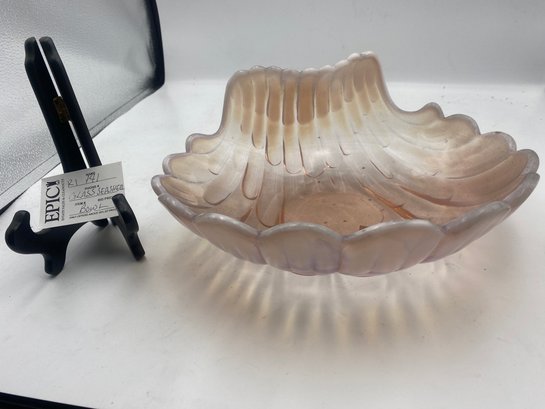 Lot 141 Glass Seashell Bowl