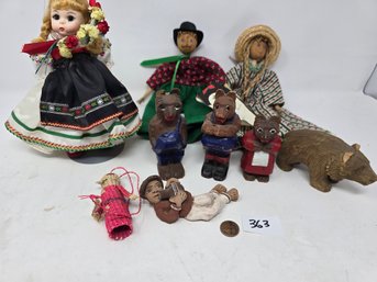 Lot 363 Vintage Lot Of Dolls