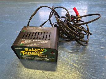 Deltran Battery Tender