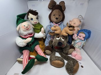 Lot 191 Lot Of Stuffed Dolls Animals