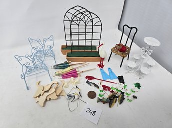 Lot 248 Doll House Furniture Miniature Accessories