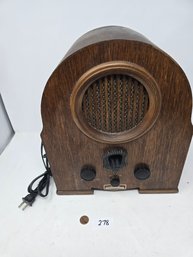 Lot 278 Welbilt Nostalgic Repro Am/fm Radio