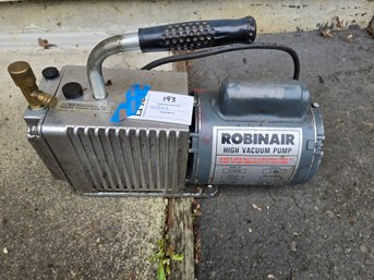 Lot 193 Robinair High Vacuum Pump