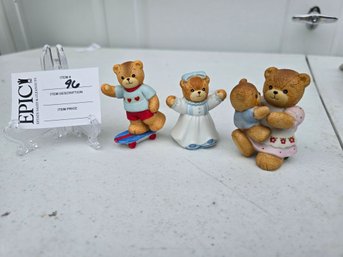 Lot 96 Lucy And Me Lucy Porcelain Bear Figurine