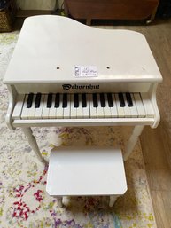 Lot 162 Schoenhut 30 Key Classic Baby Grand Piano