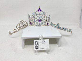 Lot 339 Set Of 3 Regal Crowns - Perfect For Costume Parties Or Royal-themed Events