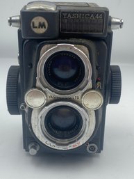 Lot 302 Collectible Vintage Yashica 44 LM Twin Lens Camera