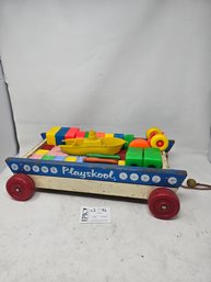 Lot 41 Vintage Playskool Toy Pull Wagon