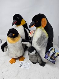 Lot 49 Squeeze Me To Hear Me Emperor Penguin. Family Set