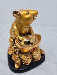 Lot 313 Resin Sculpture Feng Shui Money Pig 4.25x3.75' 5'(T)