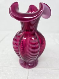 Lot 364 Radiant Beauty: Fenton Aurora Cranberry Ribbed Vase (3.5' X 6')