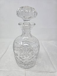 Lot 369 Timeless Elegance: Round Crystal Whiskey Decanter 5'x10.25'