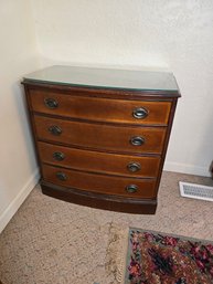 Lot 402 Duncan Phyfe Bow-Front Chest Of Drawers: Timeless Craftsmanship Compact Design -29.5' X 29.25' X  16'