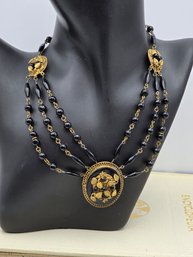 Item 38 Exquisite Antique Necklace: A Touch Of History And Elegance