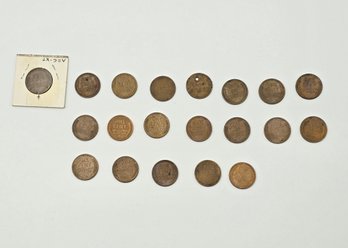 Item 8 Vtg. US Penny Collection 1909-1955, Including 1909 Union Shield, Very Fine Plus Condition, And 28 More