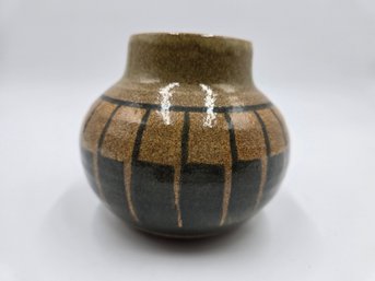 Item 2 Rustic Ceramic Vase Glaze Native Design 5.5x5.5x 5 Tall