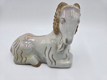 Item 34 Daniel Rhodes - Glidden Pottery Size: 8.25x4x6.75' Tall