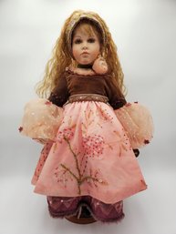 RARE Mundia Reve Doll 'Nicole'