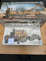 Lot 16 Set Of 2 Model Kits; Famo & Sd.Ah.116, 280mm K5(E) Leopold German Railroad Gun