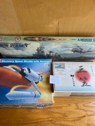 Lot 52 Set Of 3 Unbuilt Model Plane - 2 (sealed)US Battleship, Mikasa , Discovery Shuttle With Boosters