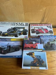 Lot 56 SET OF 6 ASSORTED TAMIYA AND REVELL MODEL GROUND VEHICLE