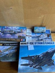 Lot 58 Set Of 5 Model Planes (2 Sealed) F-84G Thunderjet F-104G Starfighter F-8J Crusader And More...