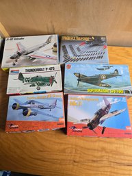 Lot 123 Set Of 5 Model Planes & Aircraft Weapon-Vultee Vengeance Mk. II And Many More