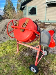 Supreme Equip Cement Mixer