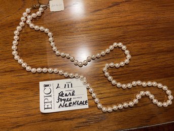 Lot 111 Lot Of Pearl Style Necklace