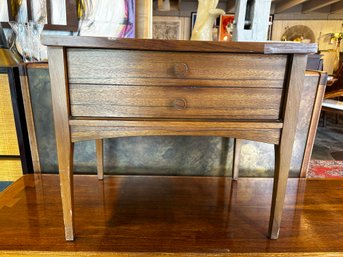 Lane End Table With Drawer