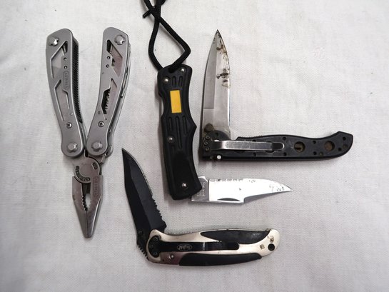 Pocket Knives And Stanley Multitool