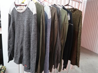 Long Sleeve Sweater Lot