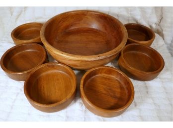 Wood Salad Bowl With 6 Smaller Bowls