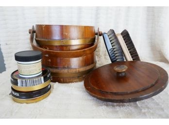 Colonial Pine Buckets Shoe Shine Kit