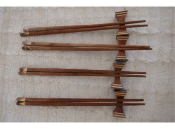 Set Of 4 Wood Chopsticks With Rests