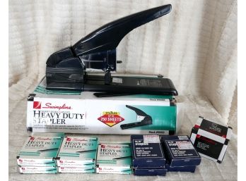 Swingline Heavy Duty Stapler