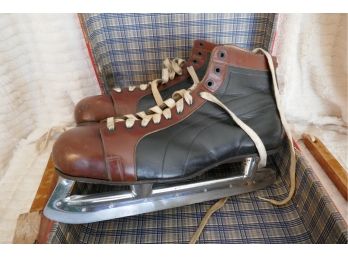 Vintage Men's Skates In Metal Carry Case