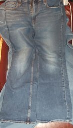 Old Navy 36 X 30 Jeans  Very Good Condition