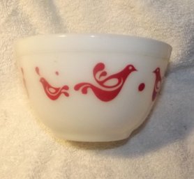 Trade Mark PYREX Red Bird Friendship Bowl. A  Real Deal Vintage Bowl.