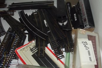Large Assortment HO Train Track & Accessories Shown