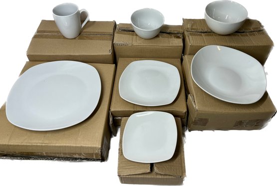 JCPenney White Dinnerware Set (41 Out Of 42 Pieces)