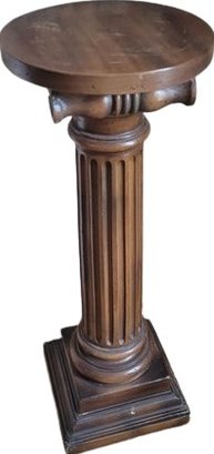 Wooden Doric Column 11'x11'x32'