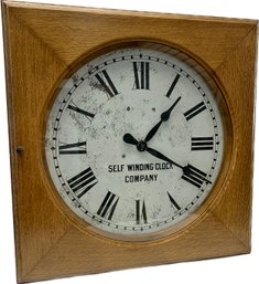 Self Winding Clock Company Clock (23.5Hx23.5Lx6.5W)