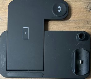 4 In 1 Charging Station Black