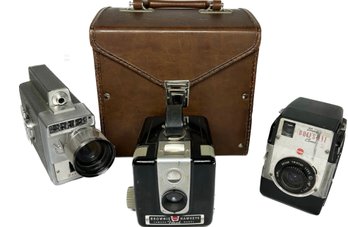 Vintage Kodak Zoom Camera, Brownie Hawkeye Camera Flash Model, Brownie Bull's Eye Camera Includes HardCase Bag