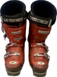 Nordica Beast 10 Red Ski Boots Mens Size 28.5, High Sierra Bag