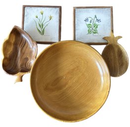 Stunning Handmade Wooden Bowl By' Mountain Woodcrafters,' 2 Smaller Wooden Bowls & 2 Tile Trivets